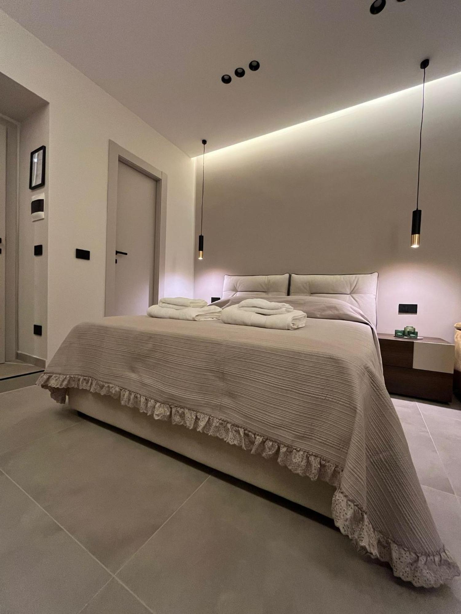 Stay In Неаполь Экстерьер фото