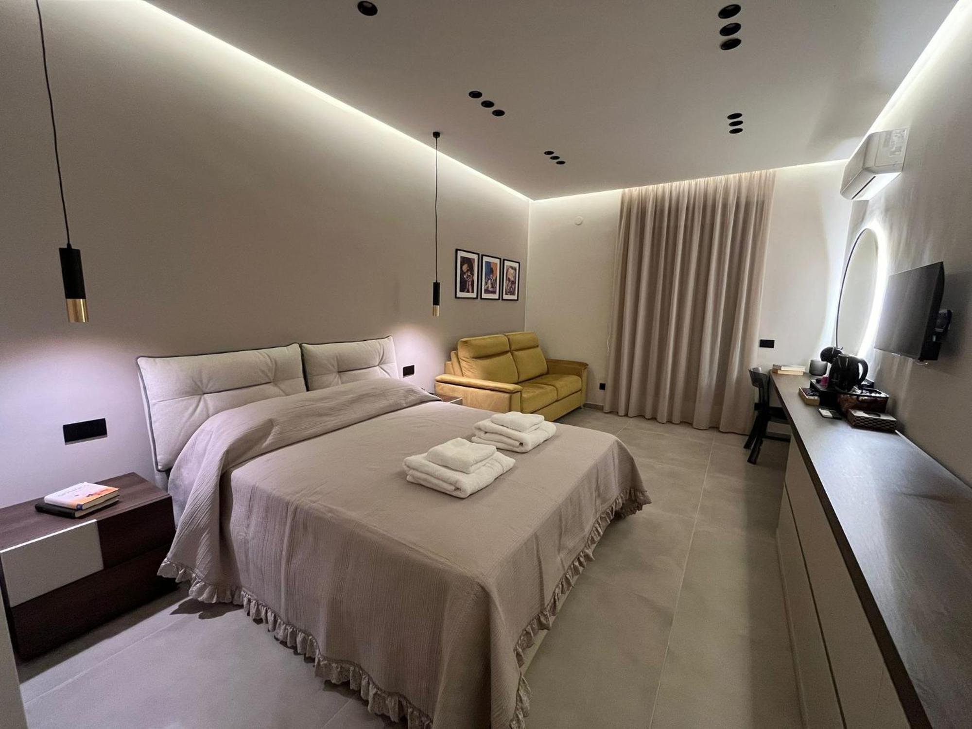 Stay In Неаполь Экстерьер фото